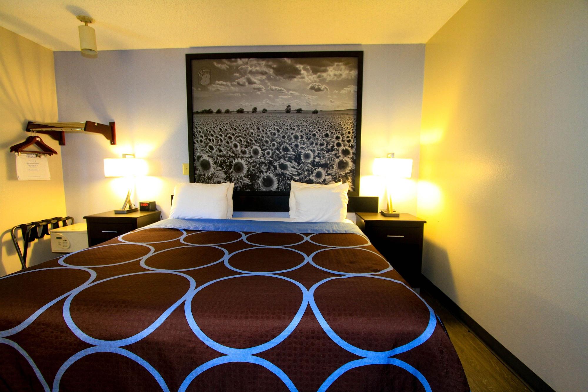 Super 8 By Wyndham Lenexa Overland Park Area/Mall Area Exterior foto