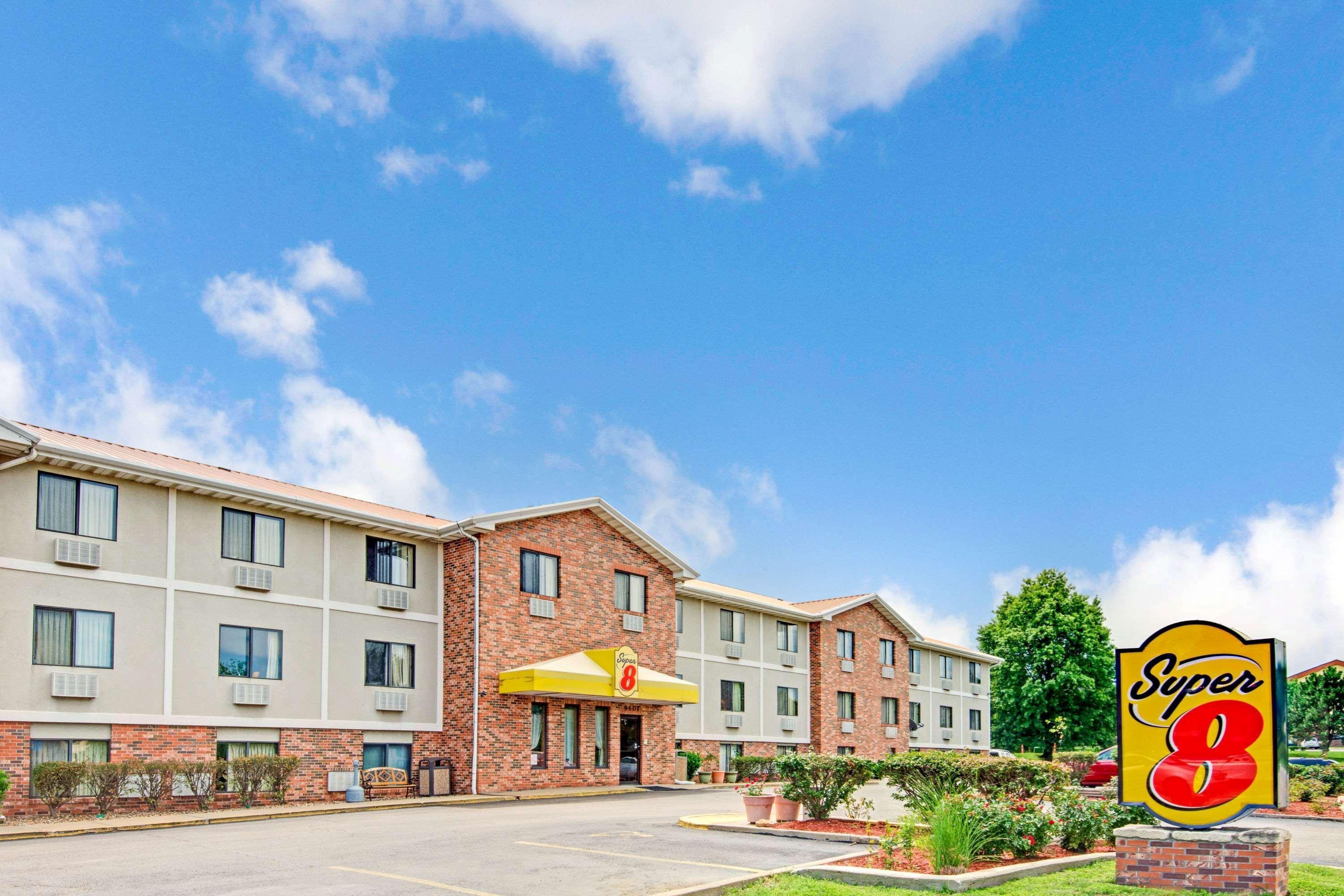 Super 8 By Wyndham Lenexa Overland Park Area/Mall Area Exterior foto